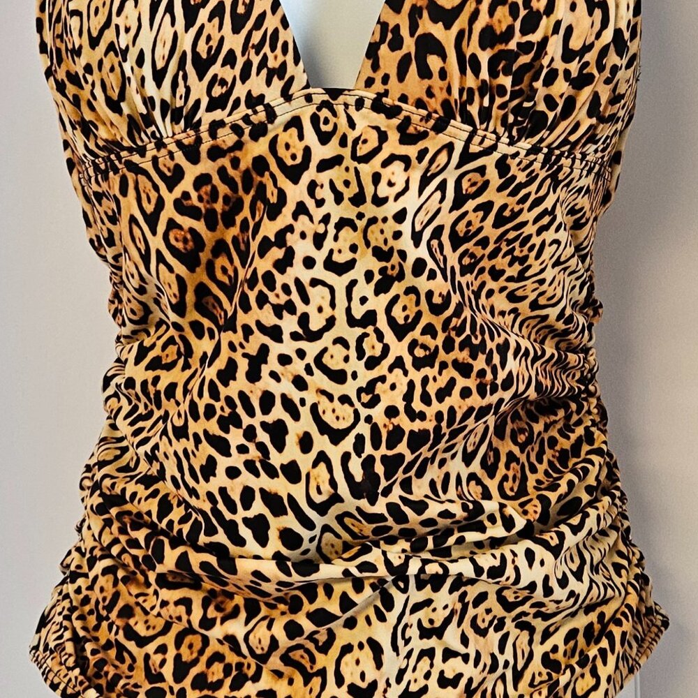 Victoria Secret Swimwear Medium One Piece Pleated Sides Leopard Print Wore Once